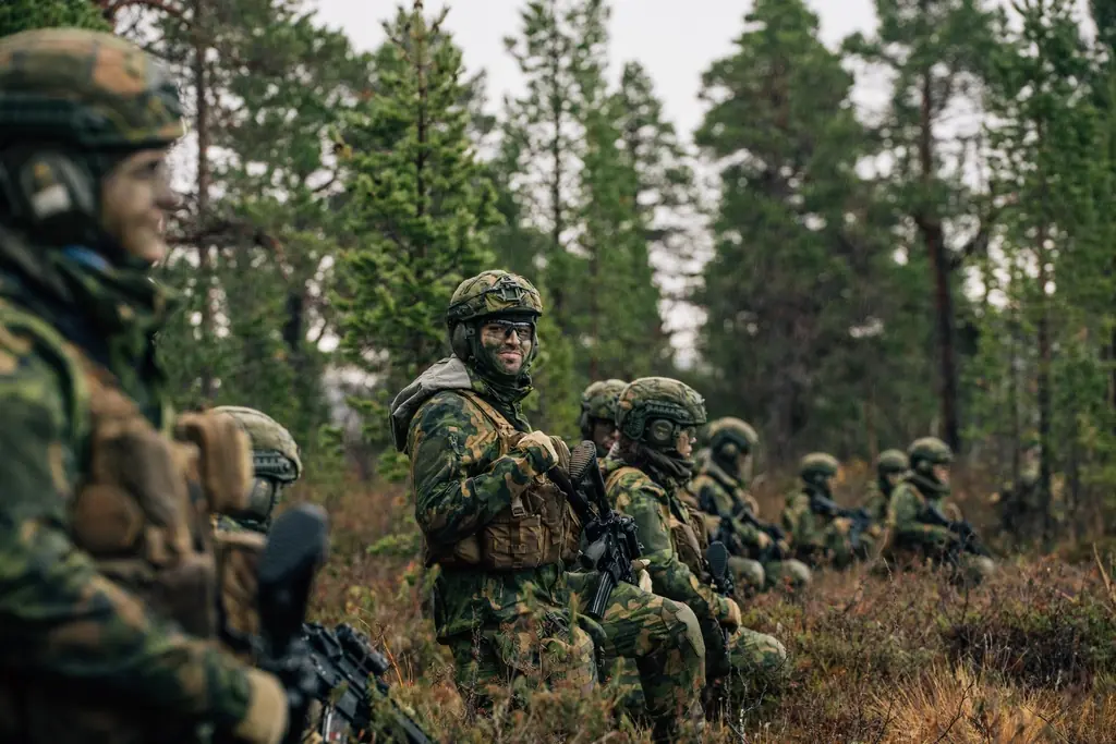 Norge køber kampveste for 1,5 milliarder
