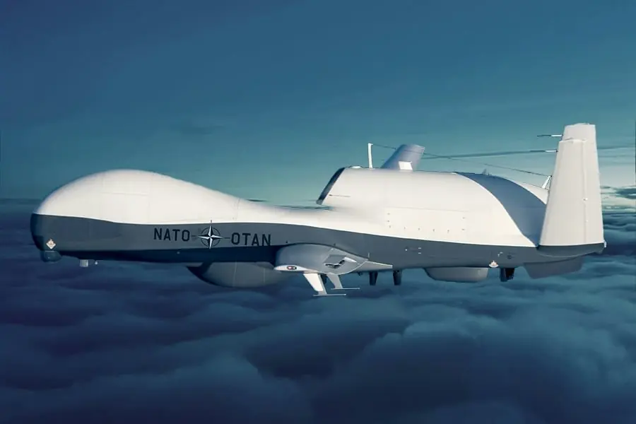 Obemannat flygplan MQ-4C Triton i flight