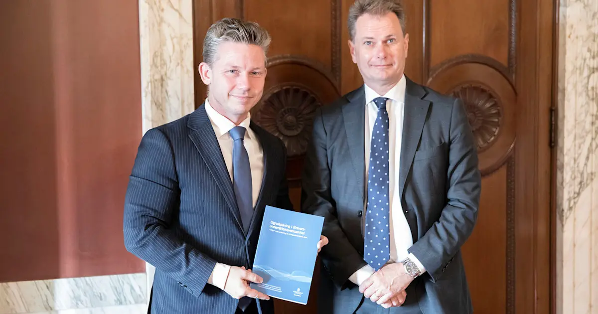 Forsvarsministeren mottar delutredning om signaletterretning