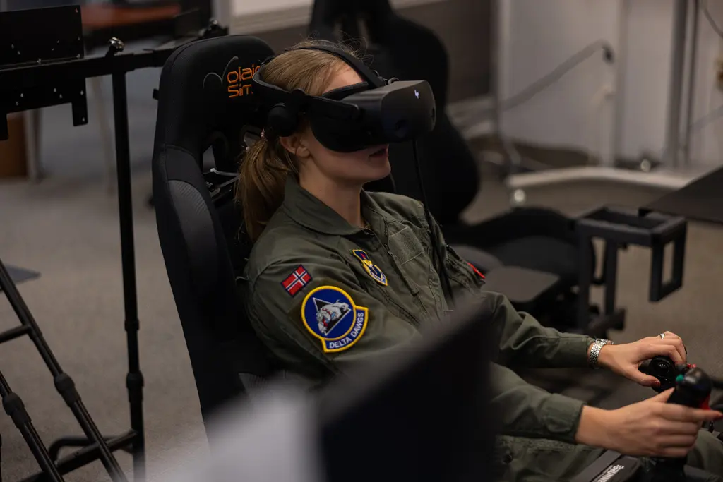 Dinamarca prueba sistema de realidad virtual para la defensa contra drones