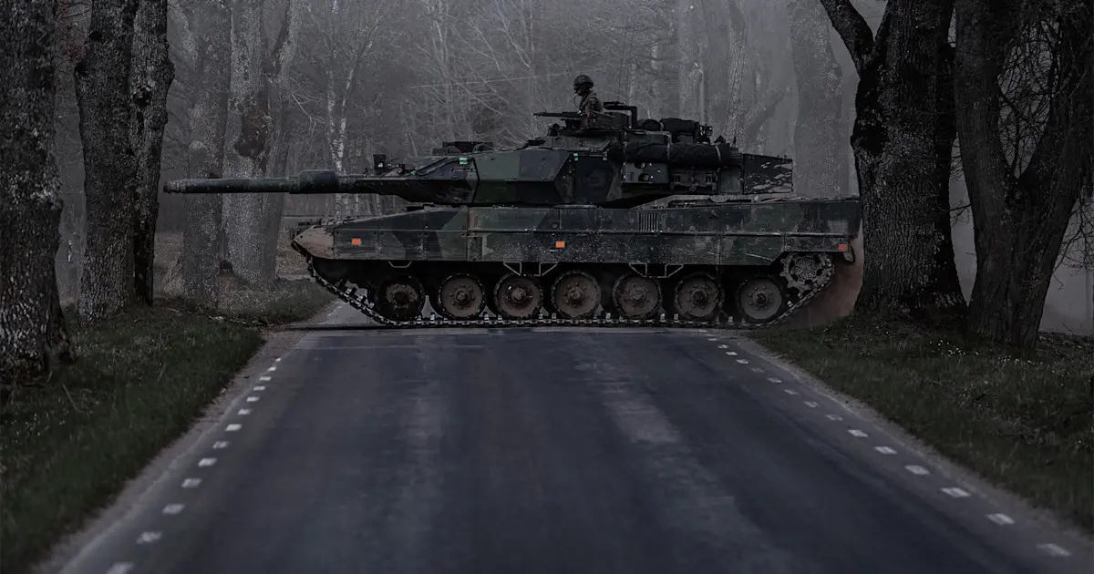 Erster Stridsvagn 123A an Schweden geliefert