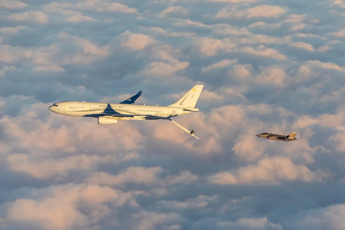 Airbus A330 MRTT på flygfält