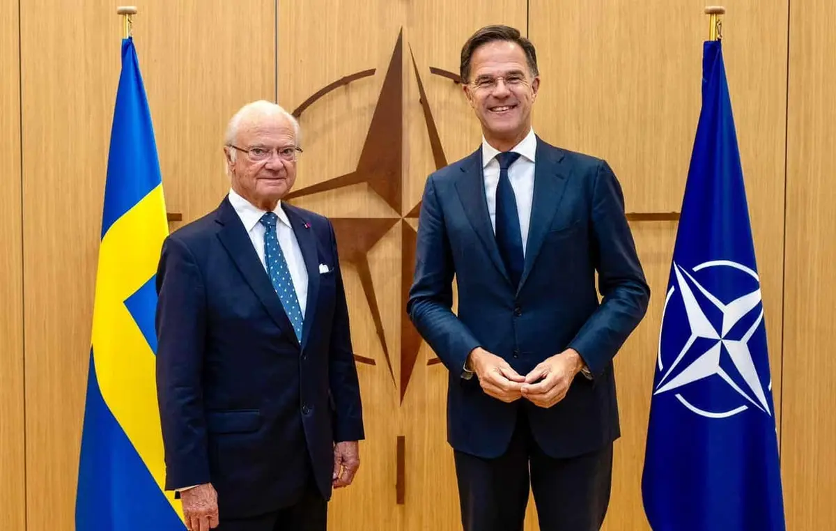 Il Re ha visitato il quartier generale della NATO