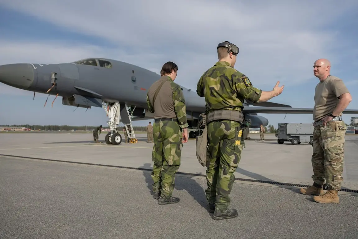 Amerikanska flygförband rekognoserar vid F 17