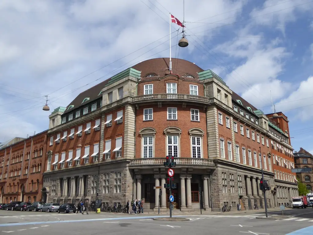 Danmark skal anskaffe langtrækkende præcisionsvåben