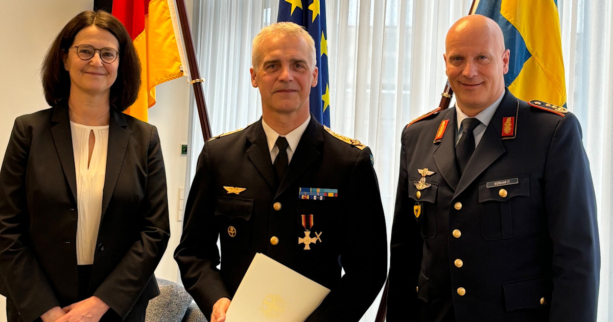 Jonas Wikman mottar Bundeswehrs hederskors i gull