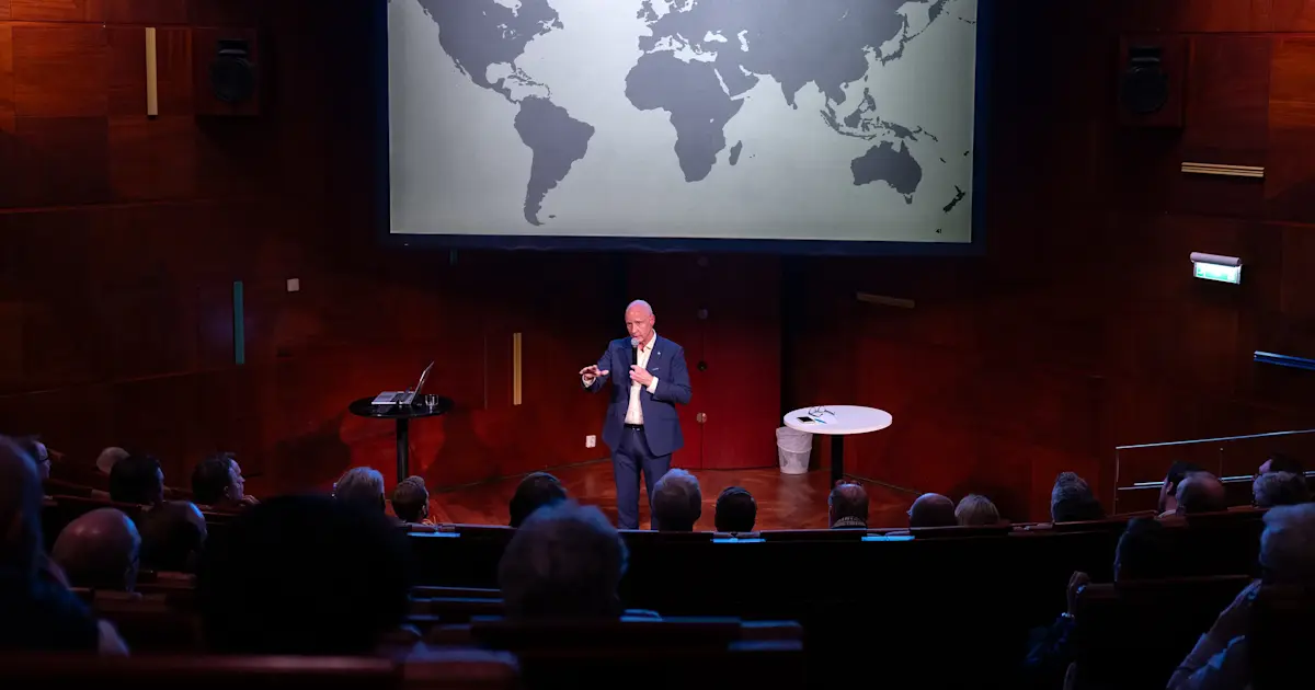 Defense Met Finance at Berns Salons